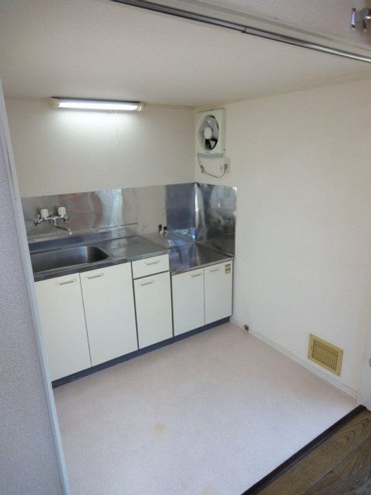 時沢ニューハイツBのキッチン