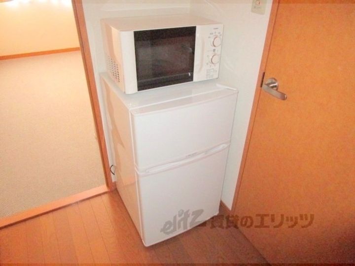 レオパレス西七条の内装