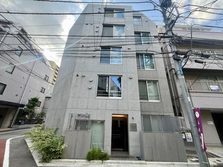 東京都新宿区山吹町(マンション)の賃貸物件の外観