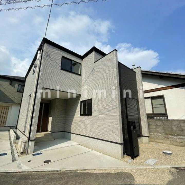 熊本県熊本市中央区帯山4(一戸建)の賃貸物件の外観