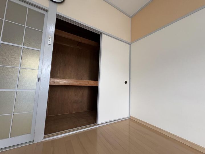 スプルースの内装