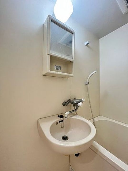 大阪府泉大津市池浦町1(マンション)の賃貸物件の内装