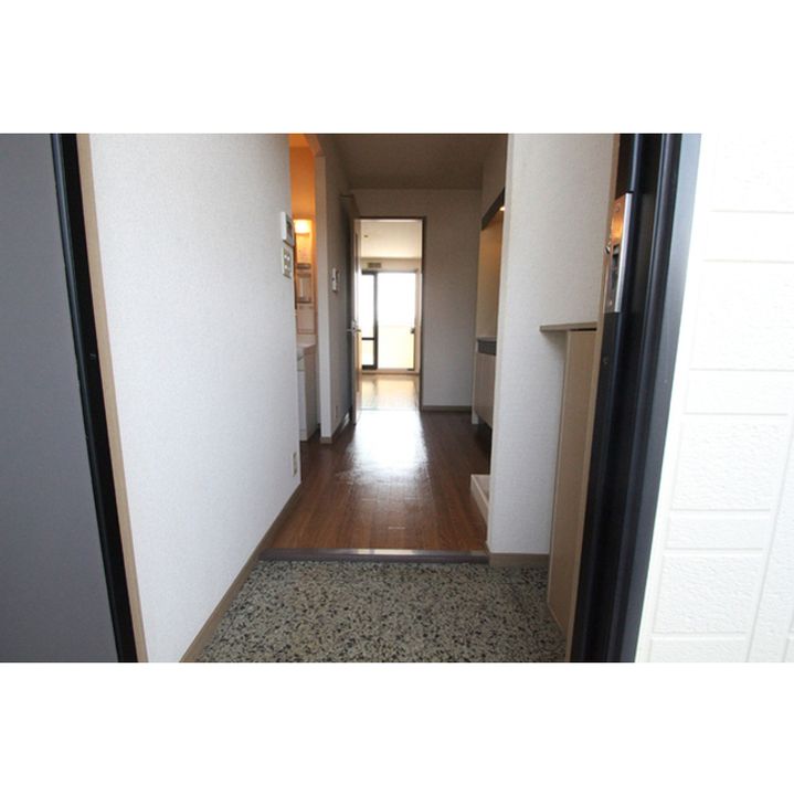 AKIRAコーポA棟の玄関