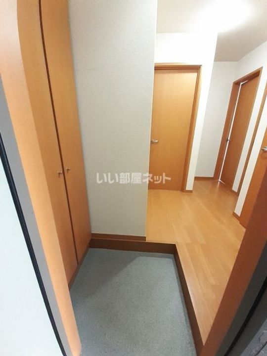 大阪府大阪狭山市池尻中3(アパート)の賃貸物件の玄関