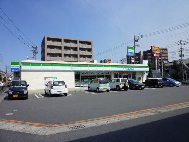 ガーデンヒルズの周辺