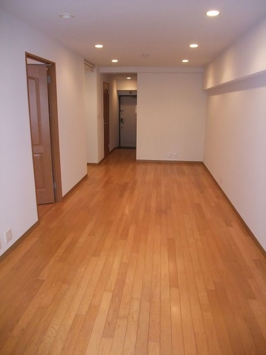 ハイマート渋谷神泉の居間