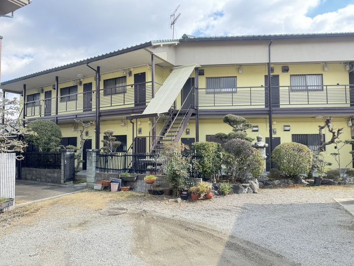 畑本ハイツの外観