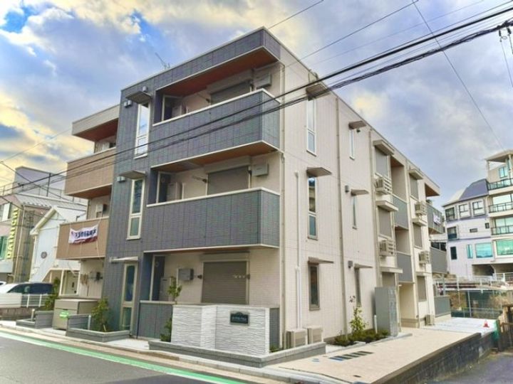 神奈川県横浜市港北区菊名3(アパート)の賃貸物件の地図