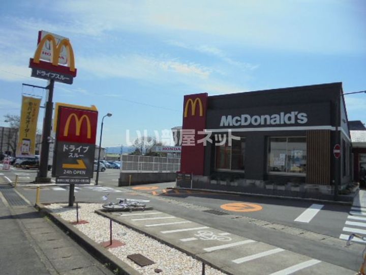 サリーナス Bの周辺