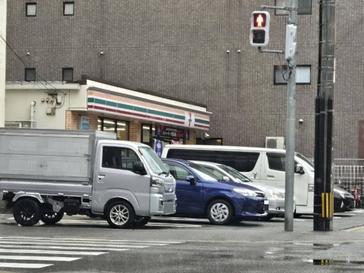 プレイン美野島の周辺