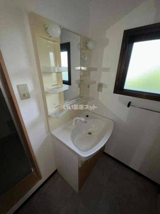 兵庫県神戸市西区南別府3(マンション)の賃貸物件の内装