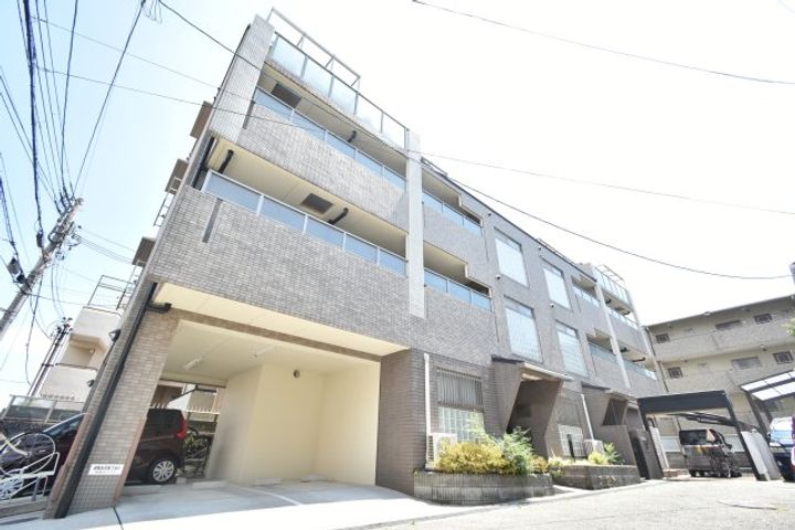 ヴァンドーム武庫之荘の外観