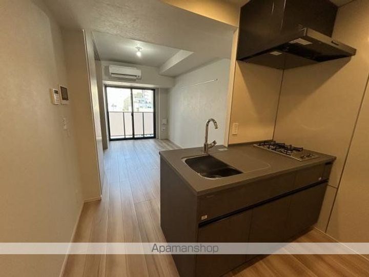 ルフォンプログレ上野御徒町の居間