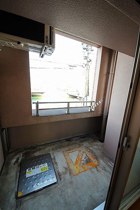 ベイプレイス小倉の内装