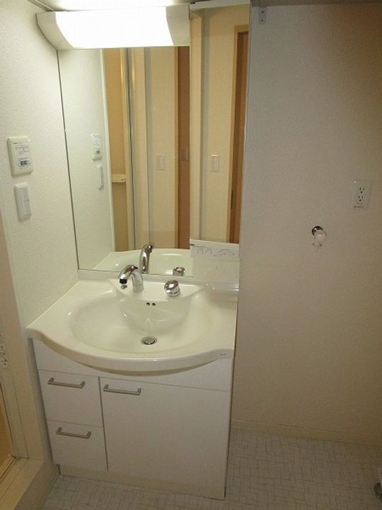広島県広島市安佐南区相田1の賃貸マンションの内装