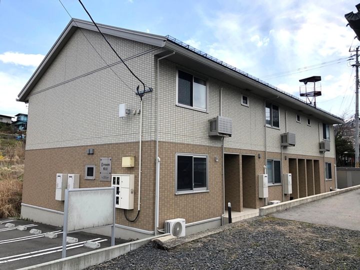 山形県上山市松山2(アパート)の賃貸物件の外観