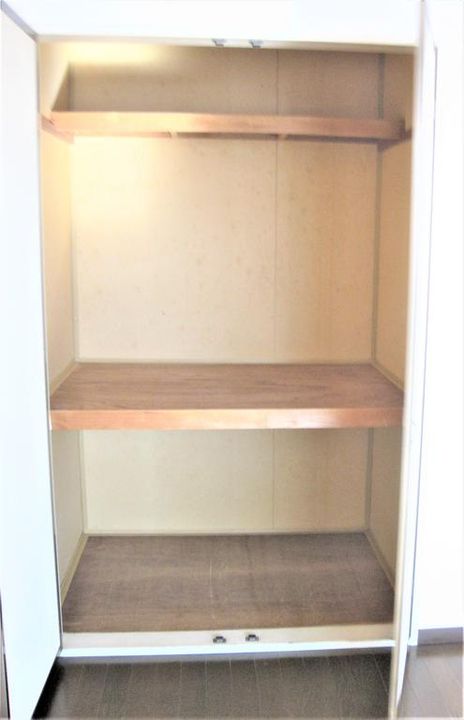 鼻高フラットの内装