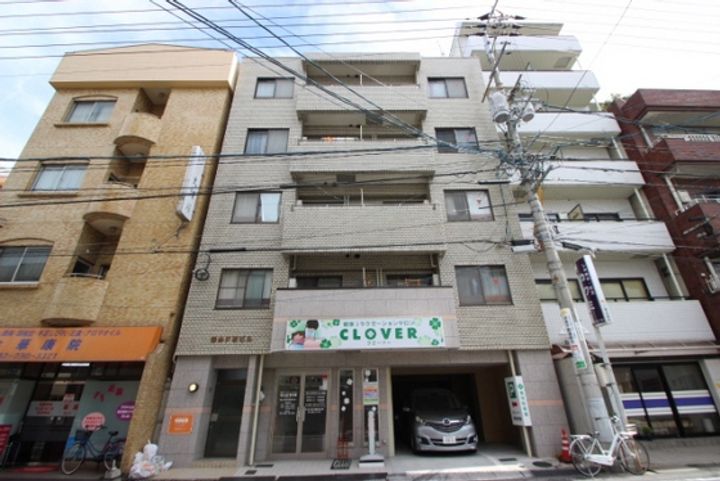 清水フォワードビルの外観