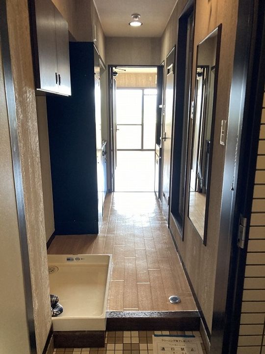 アペックス福井医大前の玄関