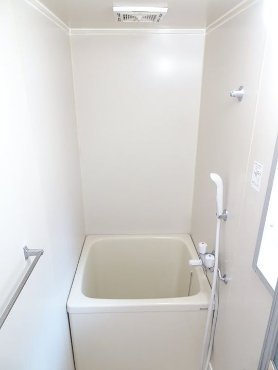 コーポ根岸B棟の風呂