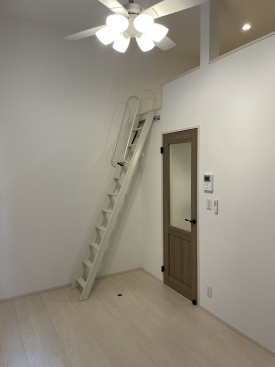 SEADD新百合ヶ丘の居間