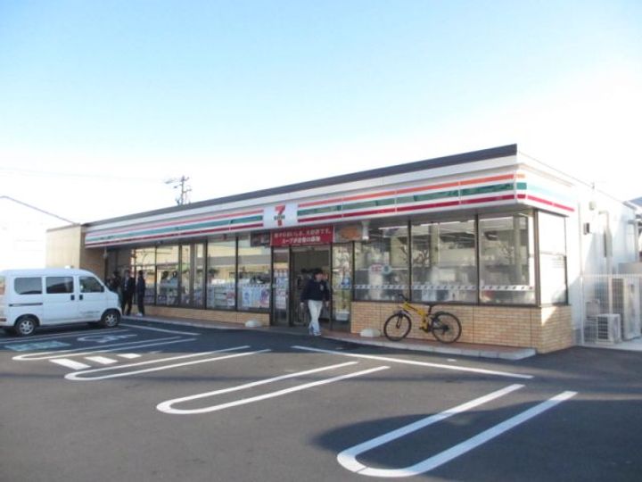 瀬戸ビルの周辺