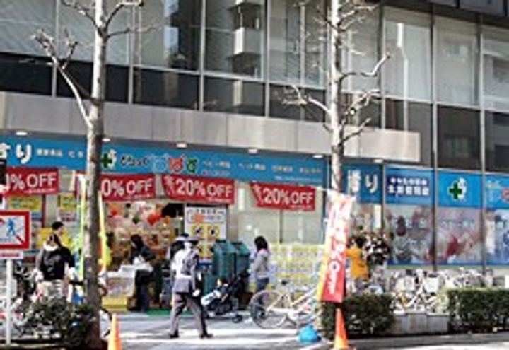 エスコート日本橋人形町の周辺