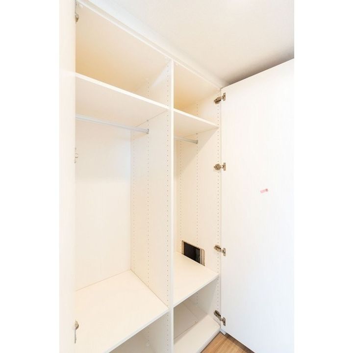 市谷台町坂フロントの内装