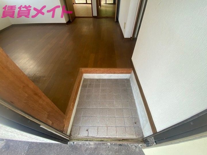 三重県志摩市阿児町国府(一戸建)の賃貸物件の玄関