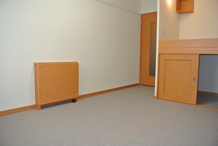 レオパレスどりぃむ21の居間