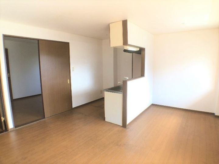 フィロソフィア巽の居間