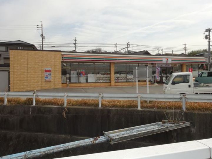 フィロソフィア巽の周辺