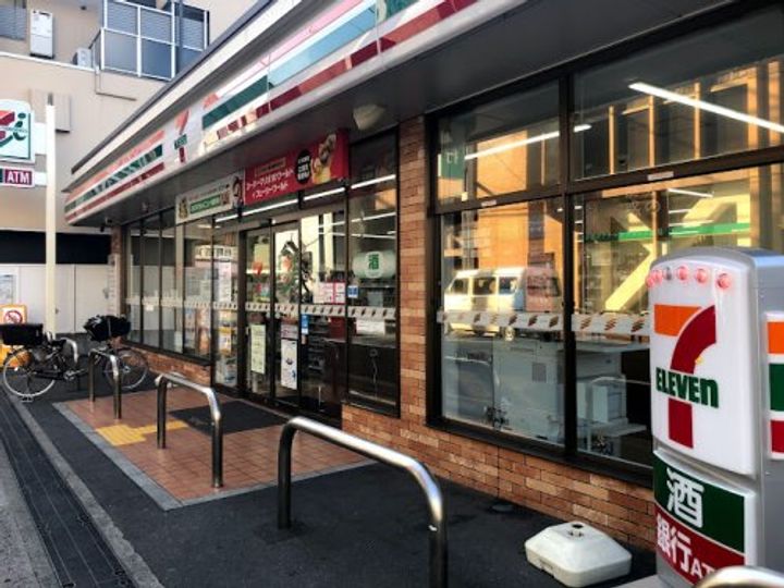 LASOIEの周辺