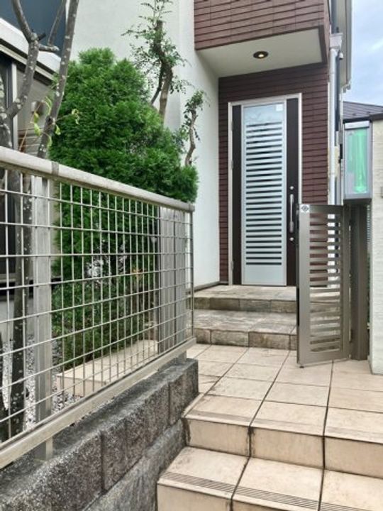 神奈川県横浜市青葉区若草台(一戸建)の賃貸物件の地図