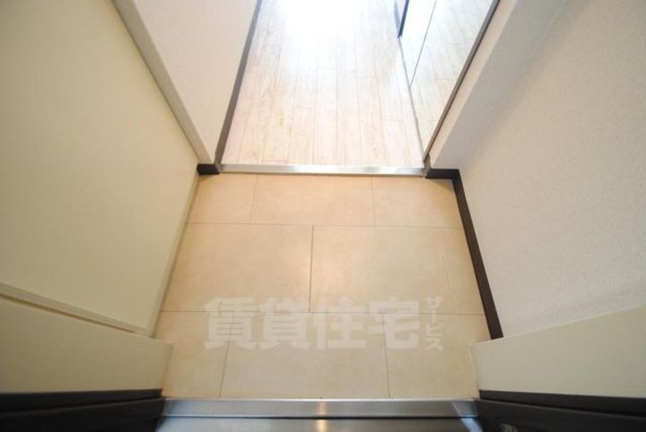 大阪府大阪市北区長柄西1(マンション)の賃貸物件の玄関