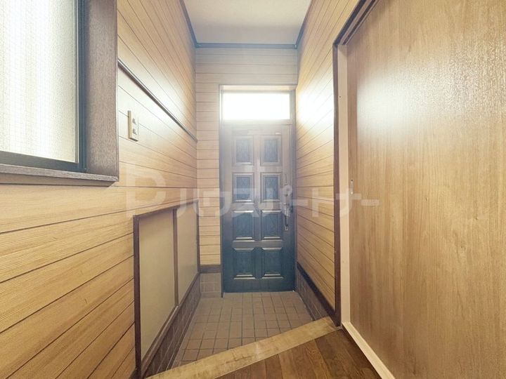 東京都足立区西新井本町1(一戸建)の賃貸物件の玄関