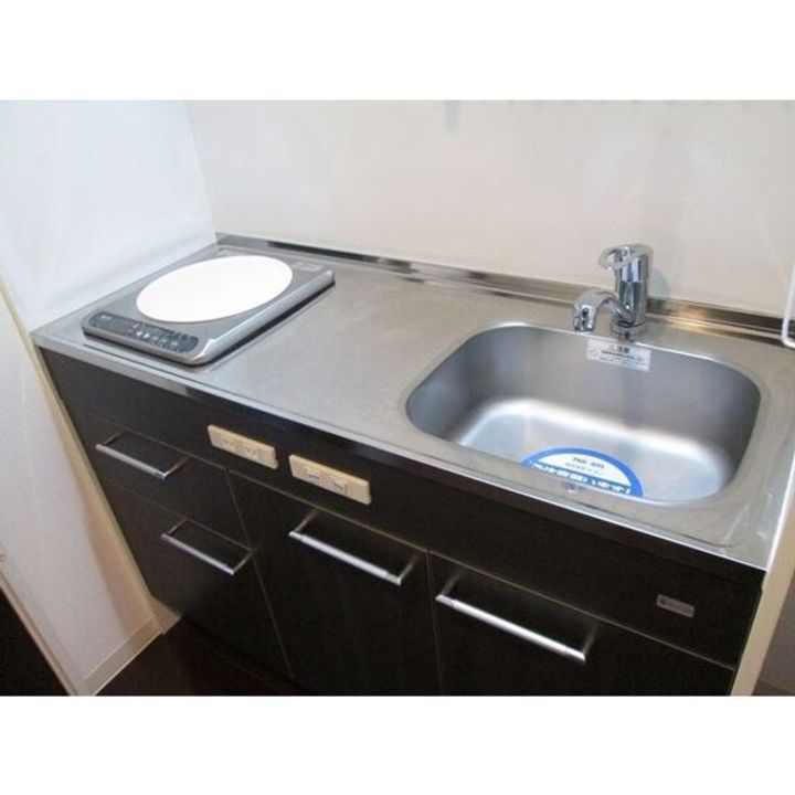 セレニテ新大阪2番館のキッチン