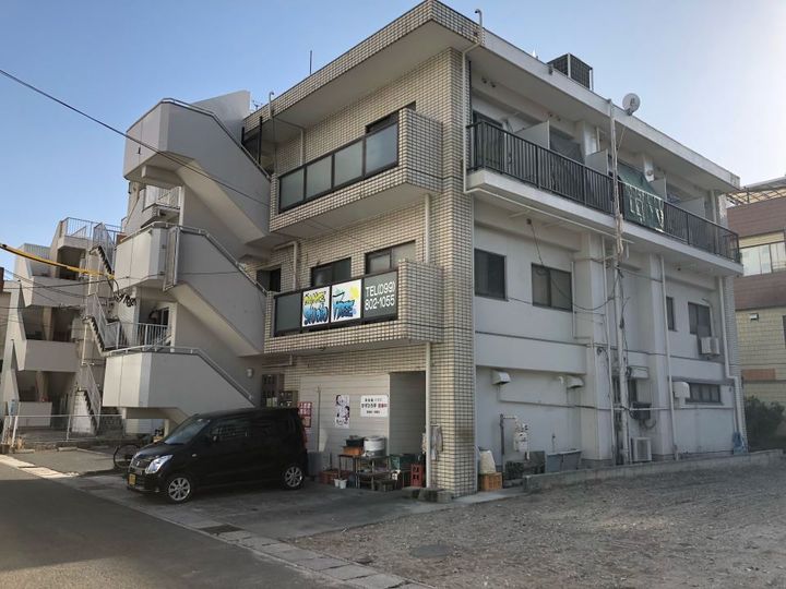 肥後ビルの外観