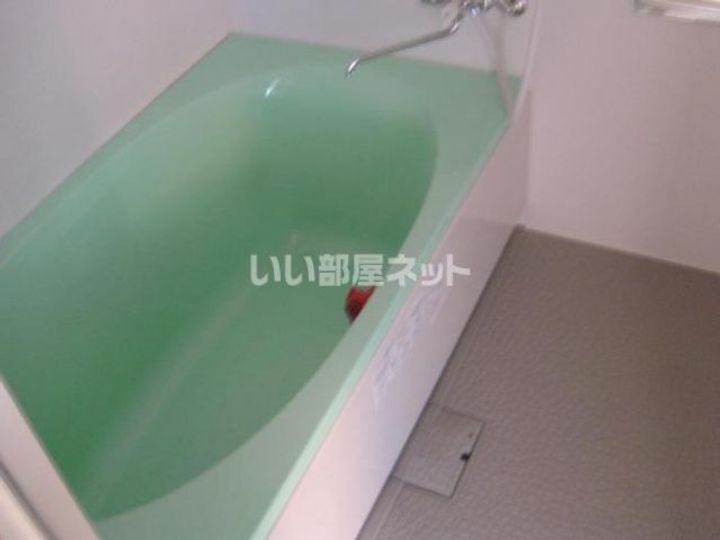 埼玉県鶴ヶ島市新町4(アパート)の賃貸物件の風呂