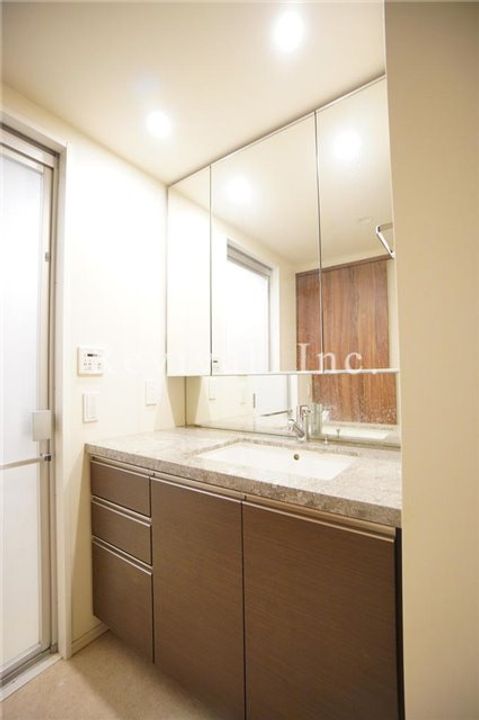 ザ・パークハウス西新宿タワー60の内装