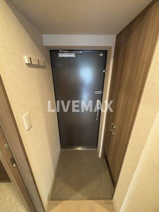 東京都港区麻布十番1(マンション)の賃貸物件の玄関