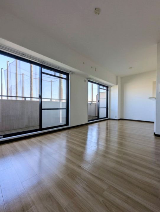 大阪府大阪市平野区長吉出戸2(マンション)の賃貸物件の居間