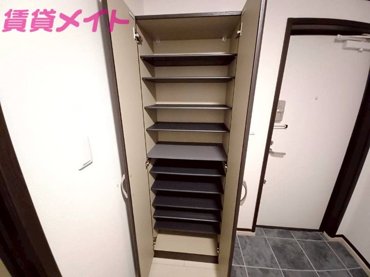 ノアール白須賀の内装