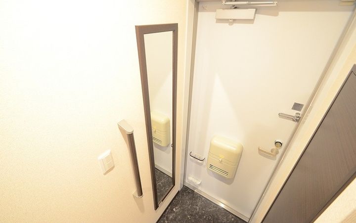 神奈川県横浜市保土ヶ谷区峰沢町(アパート)の賃貸物件の玄関