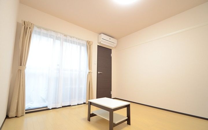 神奈川県横浜市保土ヶ谷区峰沢町(アパート)の賃貸物件の居間