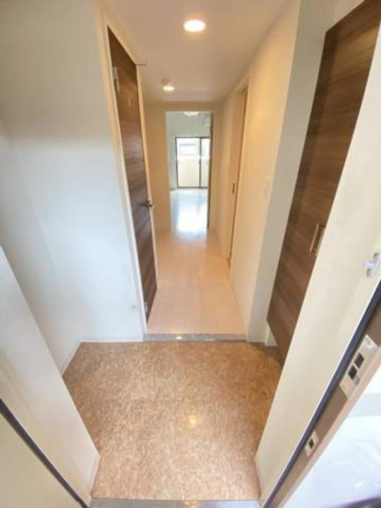 大阪府東大阪市長堂2(マンション)の賃貸物件の玄関