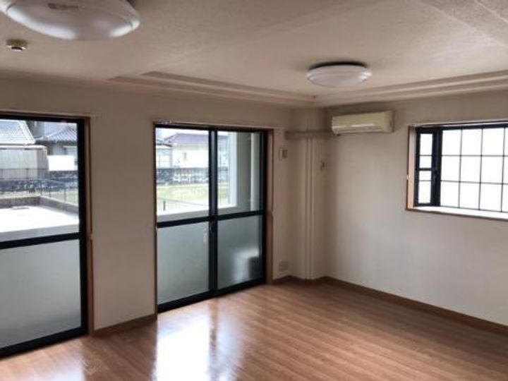 グリシーナのその他画像