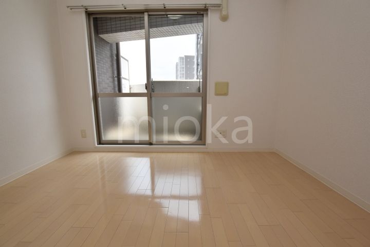 SWISS天王寺Iの居間