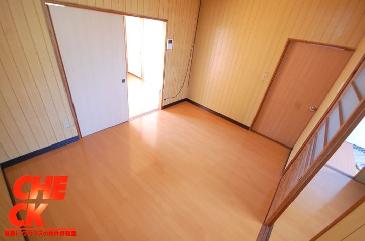 ディアドリームIIの居間