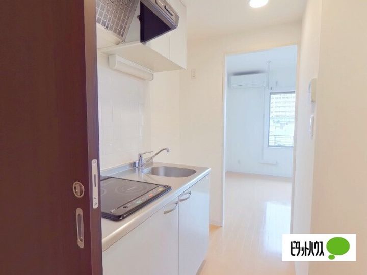 高瀬川ストゥーディオのキッチン